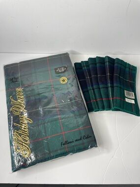 New Fallani and Cohen Plaid Tablecloth & Napkins Tartan Plaid Christmas Green